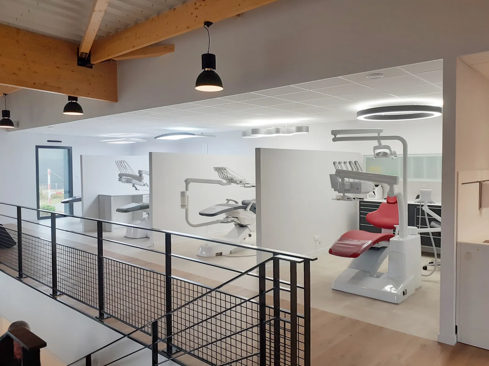 Bretagne Service Dentaire Materiel Dentaire Rennes Nouveaubatimentlocaux1